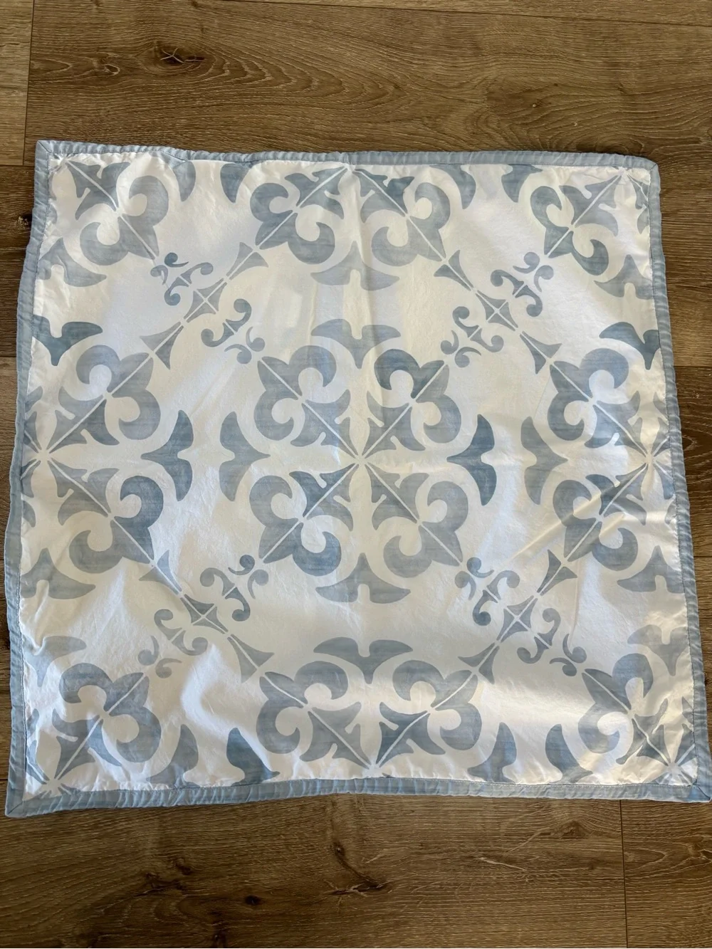 Serena & Lily Wentworth Percale Duvet Cover in Light Blue and White